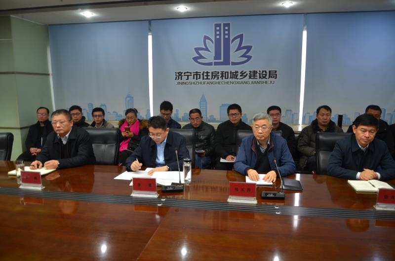 市住建局召开住建领域农民工工资清欠 安全生