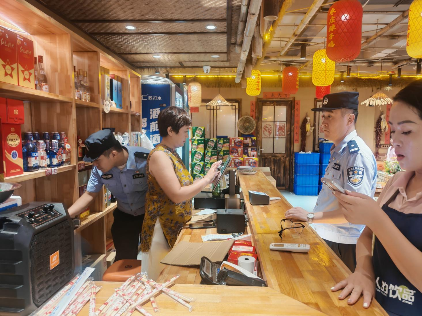 进饭店 (1)