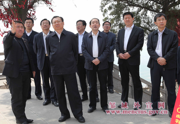 邹城市柏继民来我市调研指导加强和创新社会管理工作
