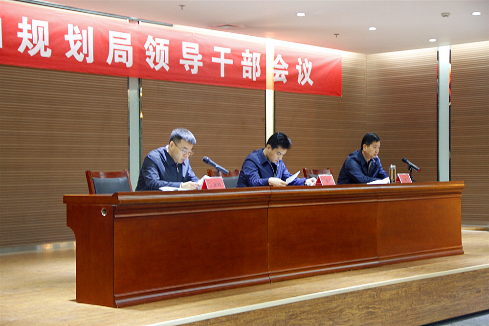 祝清荣表示完全服从,坚决拥护市委决定,并深情回顾了在市自然资源和