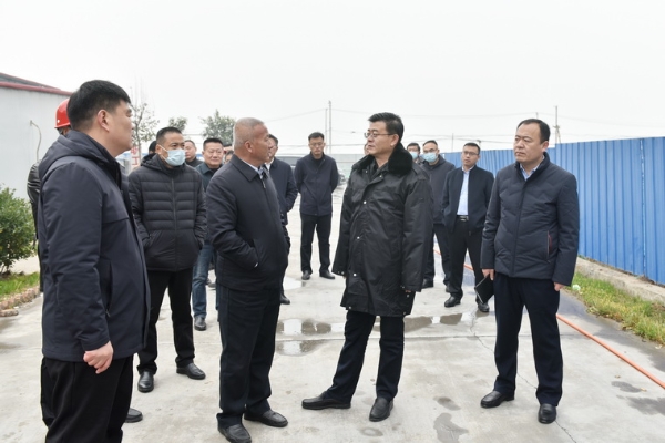 济宁市人民政府 县区动态 朱瑞显到西大李村棚户区改造项目调研